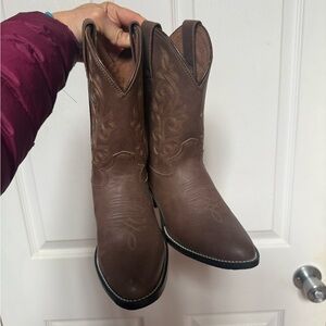 Kid’s 12.5 Justin Leather Boots. Brand new, never worn.
